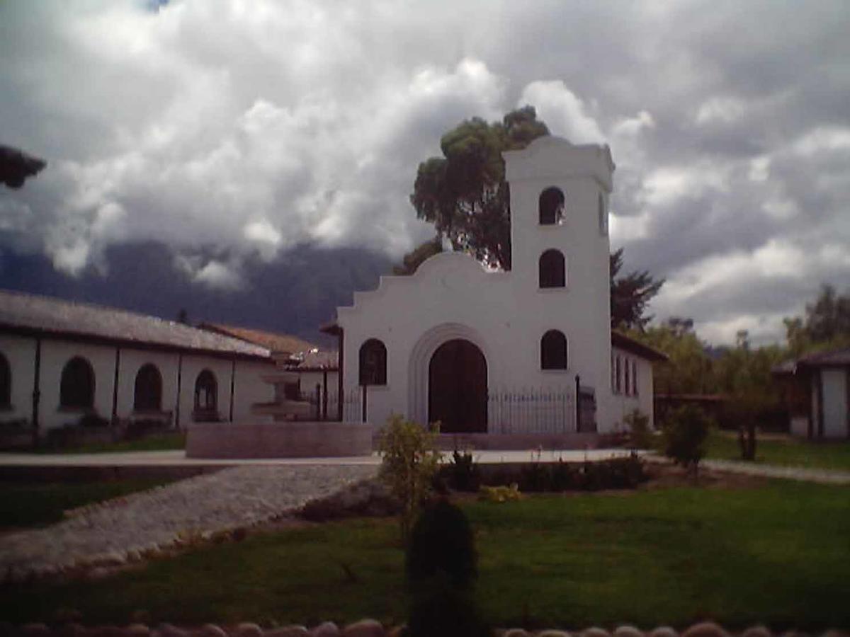 Hosteria Hacienda Pueblo Viejo Atuntaqui Ngoại thất bức ảnh